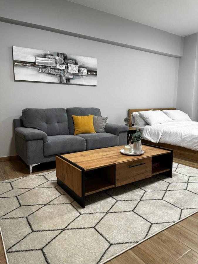 Jp Luxury Apartment In Citycenter Xanthi Buitenkant foto