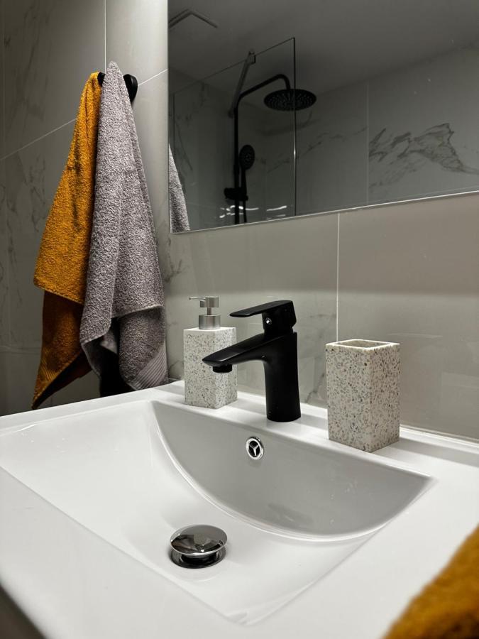 Jp Luxury Apartment In Citycenter Xanthi Buitenkant foto